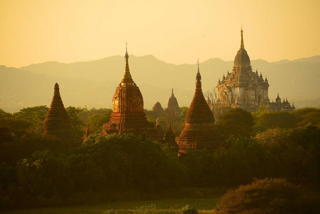 曼德勒，缅甸蒲甘异教的庙宇