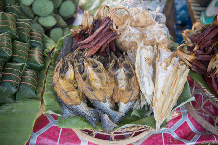 鱼干和老挝的传统食物