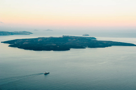 令人惊叹的海景，日落时