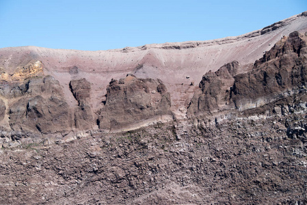 维苏威火山的火山口墙的视图