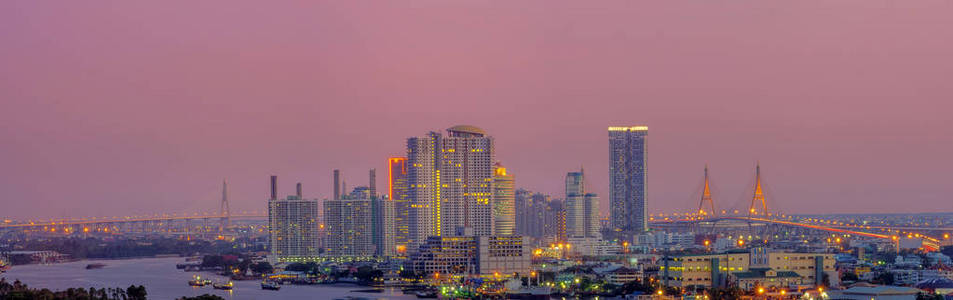 在日落之前曼谷天际线全景