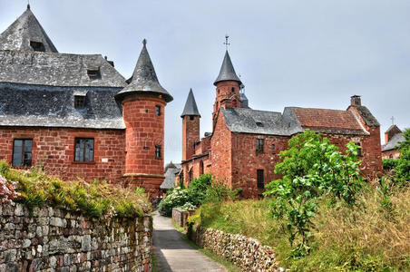 法国，风景如画的collonges la rouge村