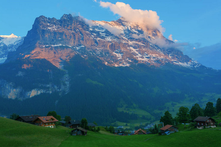 从格林德沃谷，瑞士 Eiger 山景观