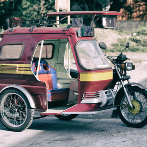 在亚洲，菲律宾是典型的旅游摩托车