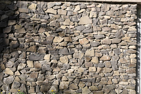 石头做成的墙