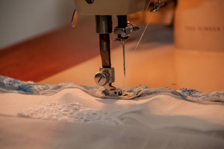 缝纫机 缝制工艺 停顿来代替线程，fab