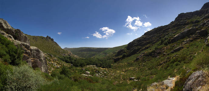 科旺 dAmetade 在山谷中。山脉，葡萄牙