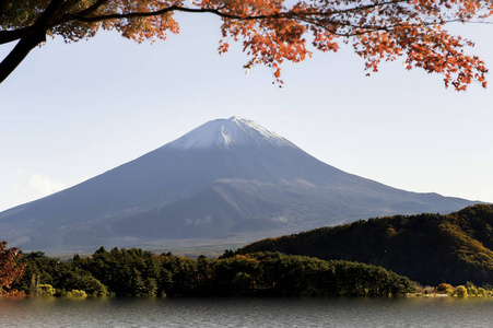 富士山在秋天