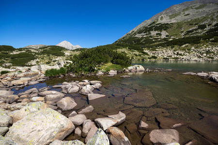令人惊叹的全景视图 Dalgoto 长 湖，皮林山