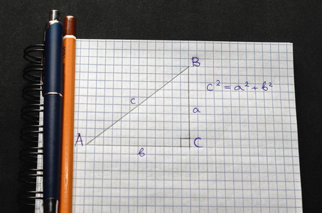 公式和勾股定理的网页