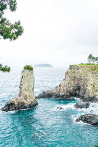 在济州岛的济州 Oedolgae 岩 著名的自然地标