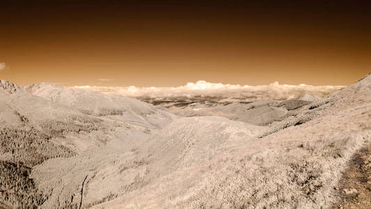 从斯洛伐克 Volovec 山的全景视图