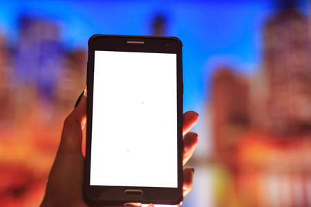 在以色列的老城市英亩的市场上, 一个妇女厨师