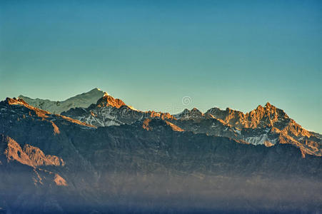 从希瓦普瑞山俯瞰喜马拉雅山脉