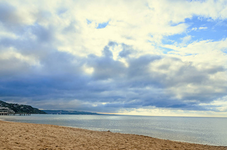 从 Albena, 保加利亚与金沙, 太阳的黑海海岸