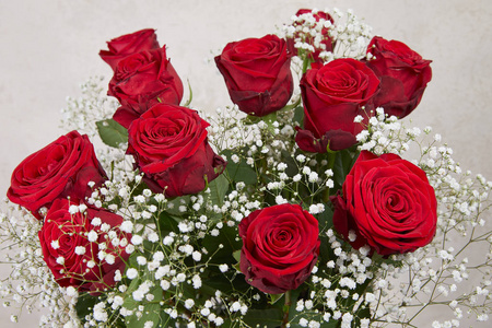 美丽的红色玫瑰花束