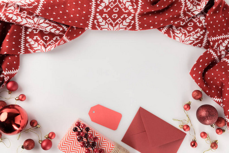 圣诞礼物, 围巾和信封