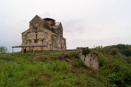 Bediysky 基督教会, 古毁坏的建筑
