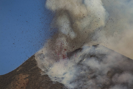 西西里岛的埃特纳火山火山喷发
