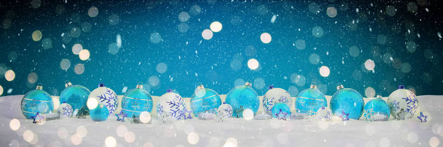 蓝色和白色圣诞小与蜡烛3d 渲染