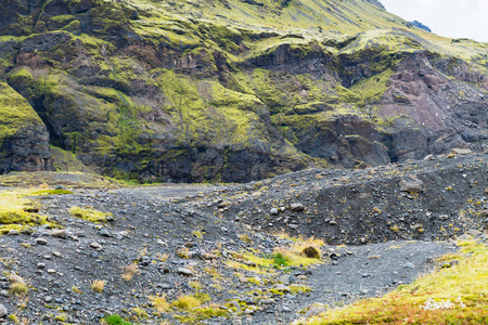 Solheimajokull 冰川附近的火山斜坡
