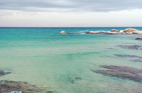 洋海和石头背景海或海水