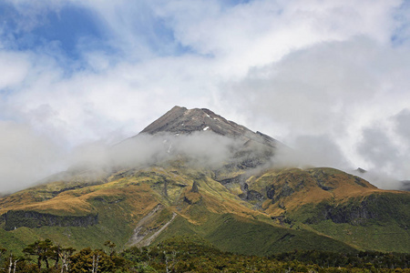 塔拉纳基火山塔拉纳基埃格蒙特山国家公园