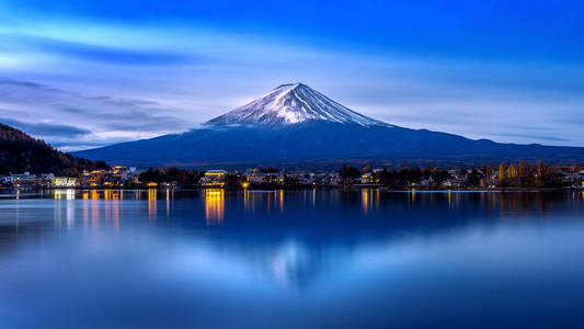 富士山和河口湖在日本的 yamanachi, 秋季的富士山