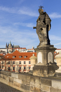 捷克哥特城堡对布拉格城的看法图片