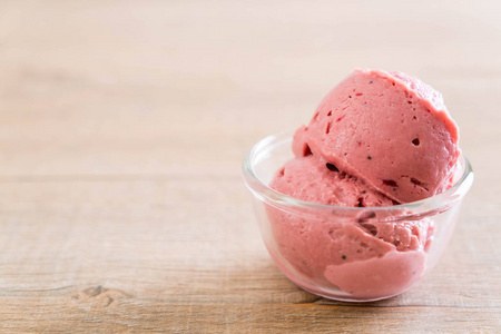 草莓冰淇淋勺