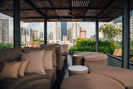 新加坡王兹酒店屋顶上的夏季露台。 2017年8月30日。