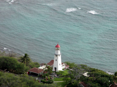 瓦胡岛钻石头灯塔天线。 钻石头灯塔是一个美国海岸警卫队设施，位于夏威夷州瓦胡岛檀香山的钻石头上。 灯塔被列入国家登记册。