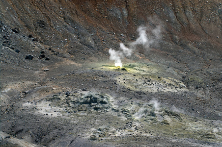 埃贝科火山帕穆希尔岛，苏尔群岛