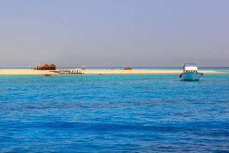 埃及马哈穆亚岛红海泻湖