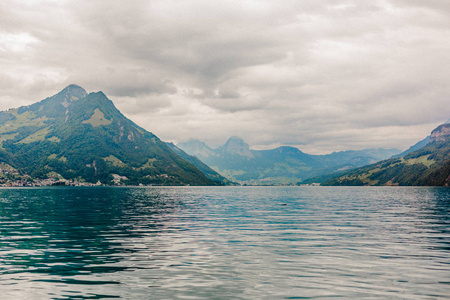 卢塞恩湖 vierwaldstaettersee 瑞士