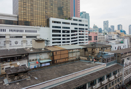 泰国白色天空的曼谷城市建筑