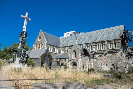 新西兰克赖斯特彻奇地震后被毁的大教堂