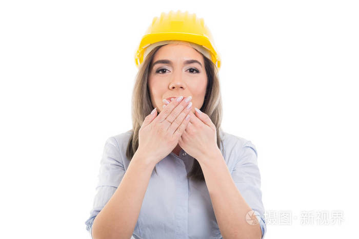 女构造人像不说话似的捂着嘴