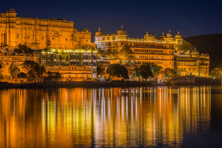拉贾斯坦邦的乌市皇宫是主要的旅游胜地之一。