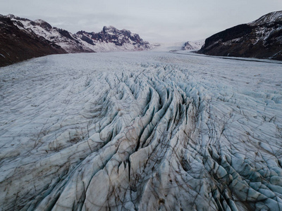 从无人机拍摄的冰岛冰川