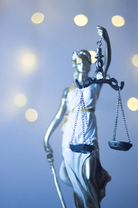 律师律师法律办公室法律雕像代表盲人司法法院的雕像天平和剑