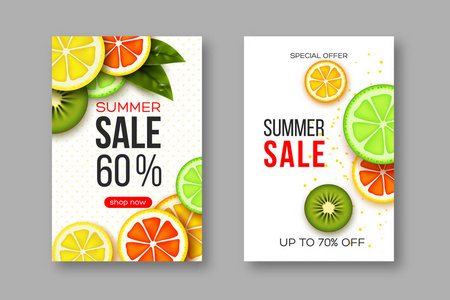 夏季销售横幅与切片柑橘和猕猴桃片, 叶子和点缀图案。白色背景季节性折扣模板, 矢量插图