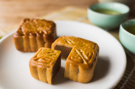 中国中秋月饼茶食