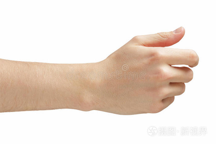 成年男子手举名片之类的东西