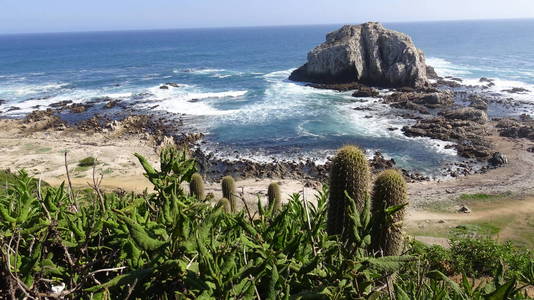 风景海滩岩石悬崖海边和自然图片