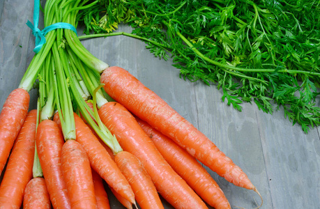 胡萝卜的健康好处和预防措施图片