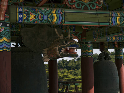 韩国纳桑萨寺的钟声