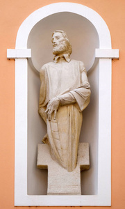 圣马克克里津在瓦拉兹丁克罗地亚大教堂正面的雕像
