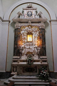 圣弗雷迪亚诺卢卡托斯卡意大利罗西利卡圣母玛利亚祭坛