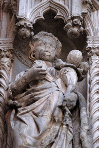 意大利威尼斯圣马可广场DellaCarta港雕像，Doge宫的细节，教科文组织世界遗产地